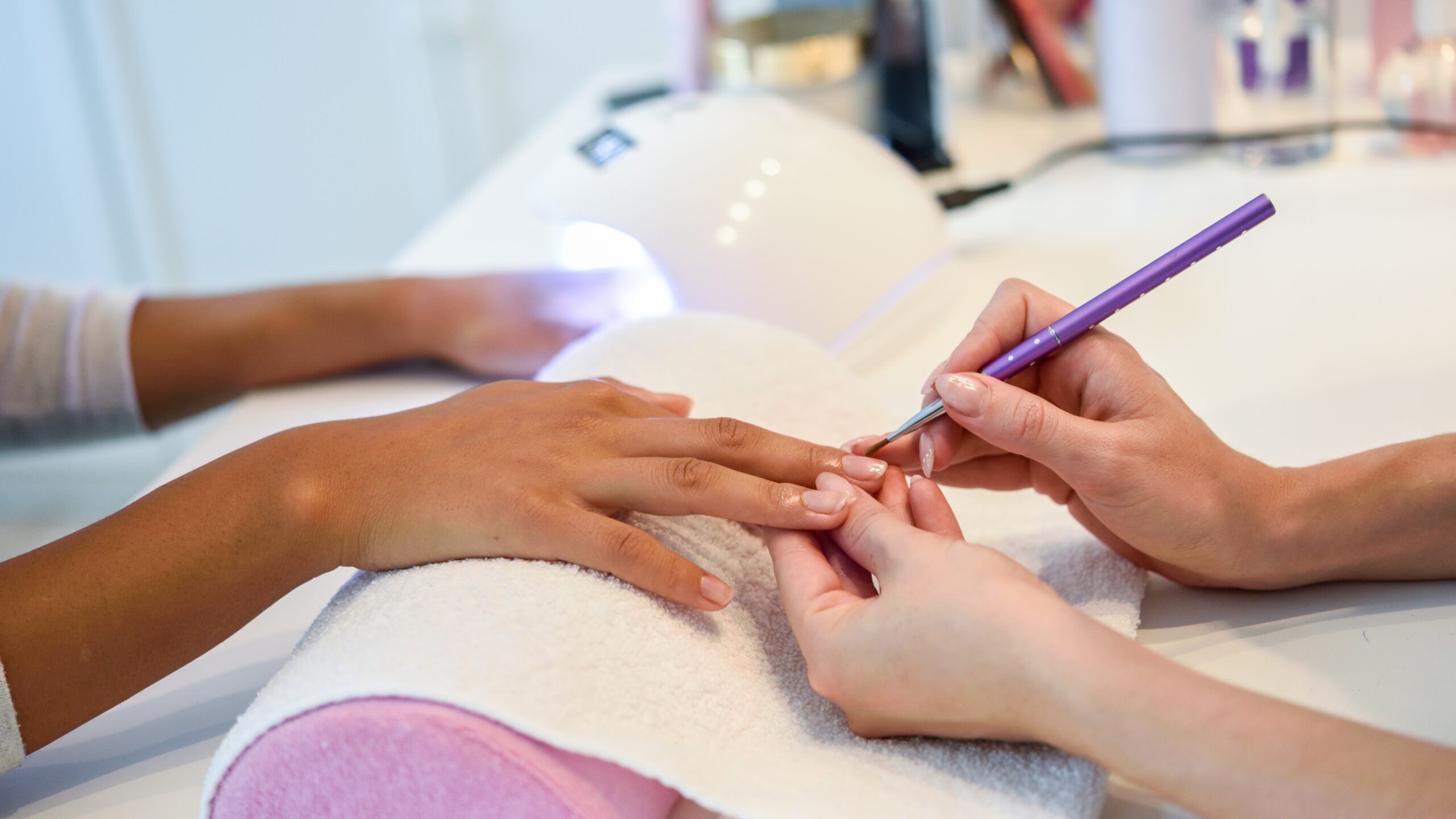 Single Nail Reconstruction
