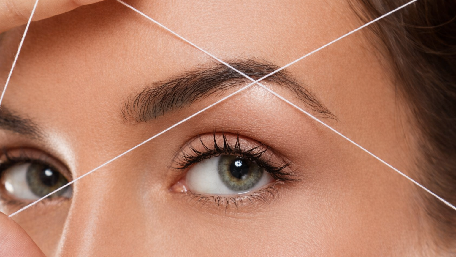 Brow & Upperlip Threading