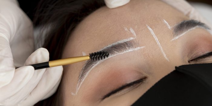 Brow Mapping & Tint